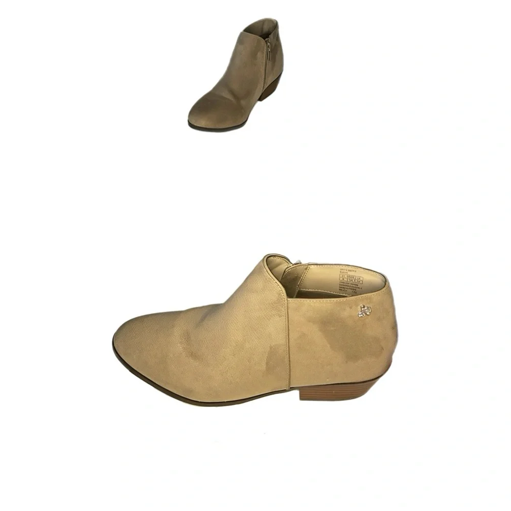 Sam Edelman “Petty Bootie” Sz 4 Putty/Tan Suede Heel Chelsea, also fits Youth 2